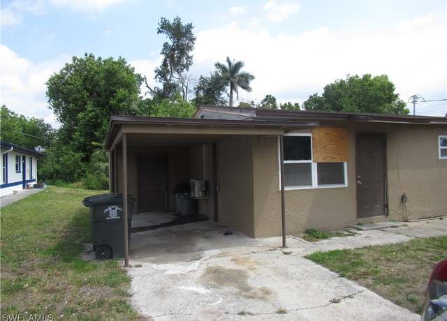 Property at 2655 Market St, Fort Myers, FL 33916, 2 beds, 1 bath