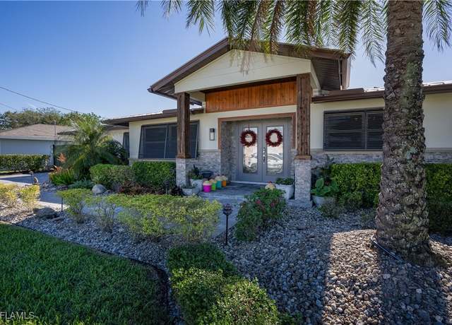 Property at 1204 SE 14th St, Cape Coral, FL 33990, 2 beds, 2 baths