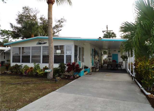 Property at 5370 Forest Park Dr, North Fort Myers, FL 33917, 2 beds, 1.5 baths