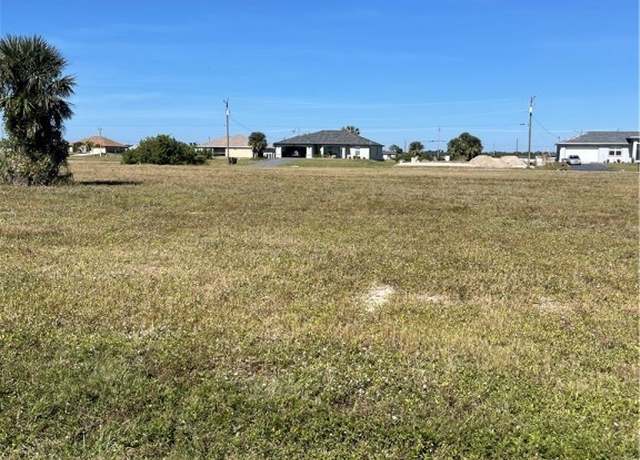 Property at 4107 NW 36th Ln, Cape Coral, FL 33993
