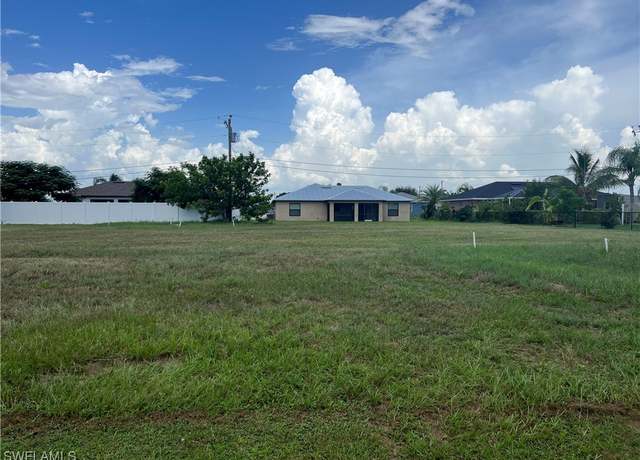 Property at 129 SE 5th Ave, Cape Coral, FL 33990