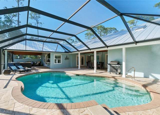 Property at 5340 Tamarind Ridge Dr, Naples, FL 34119, 3 beds, 2 baths