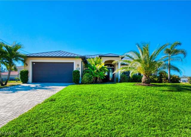 Property at 318 SW 21st Ave, Cape Coral, FL 33991, 4 beds, 2 baths