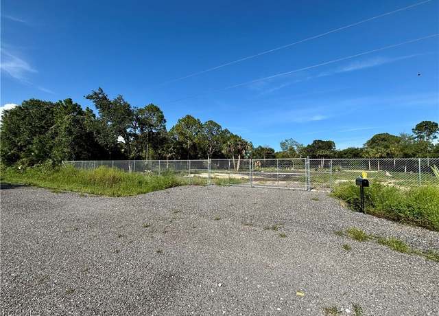 Property at 235 S Palomino St, Clewiston, FL 33440