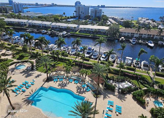 Property at 3414 Hancock Bridge Pkwy #808, North Fort Myers, FL 33903, 3 beds, 2.5 baths