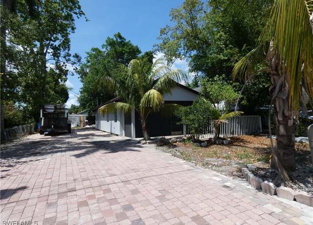 Property at 3817 Pearl St, Fort Myers, FL 33916, 3 beds, 2 baths