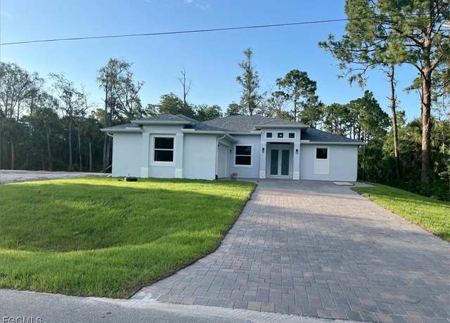 Property at 578 Woodview Dr, Lehigh Acres, FL 33972, 3 beds, 2 baths