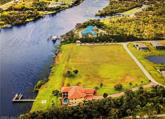 Property at 17107 Serengeti Cir, Alva, FL 33920