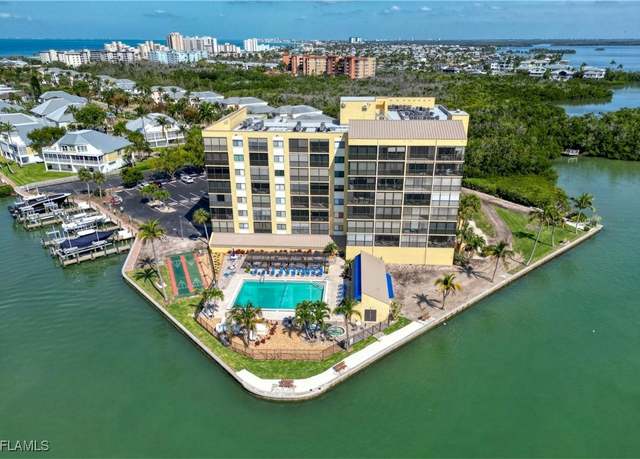 Property at 400 Lenell Rd #604, Fort Myers Beach, FL 33931, 2 beds, 2 baths