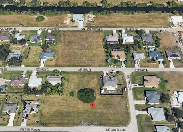 Property at 1121 NE 14th Ter, Cape Coral, FL 33909