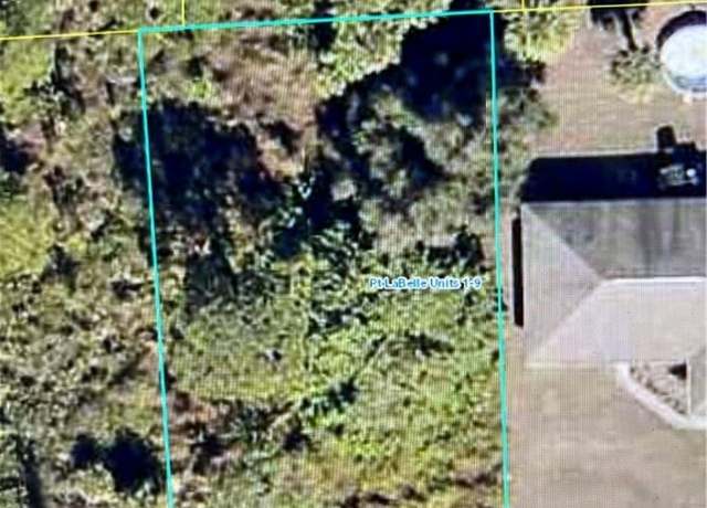 Property at 5010 Pinetree Cir, Labelle, FL 33935