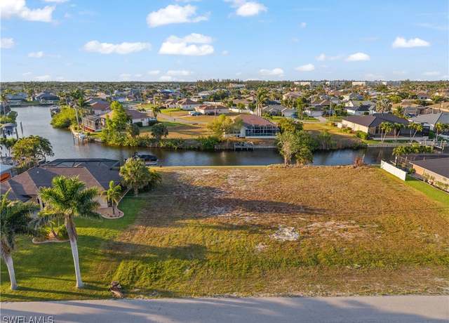 Property at 2337 SW 28th Ter, Cape Coral, FL 33914