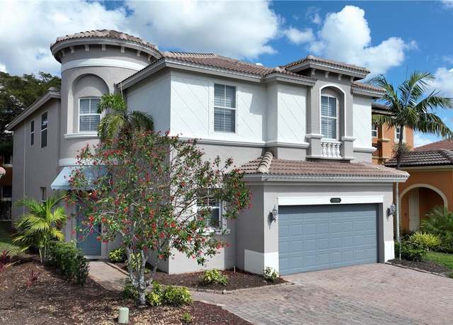Property at 10108 N Silver Palm Dr, Estero, FL 33928, 6 beds, 4 baths