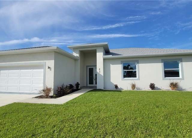 Property at 412 SW 28th Ave, Cape Coral, FL 33991, 3 beds, 3 baths