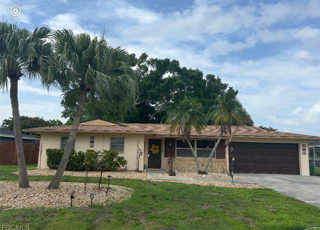 Property at 1649 N Hermitage Rd, Fort Myers, FL 33907, 4 beds, 2 baths