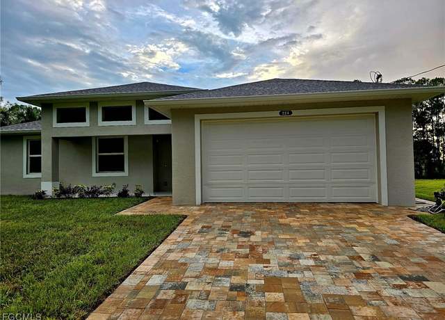 Property at 224 Victoria Ave S, Lehigh Acres, FL 33974, 4 beds, 3 baths