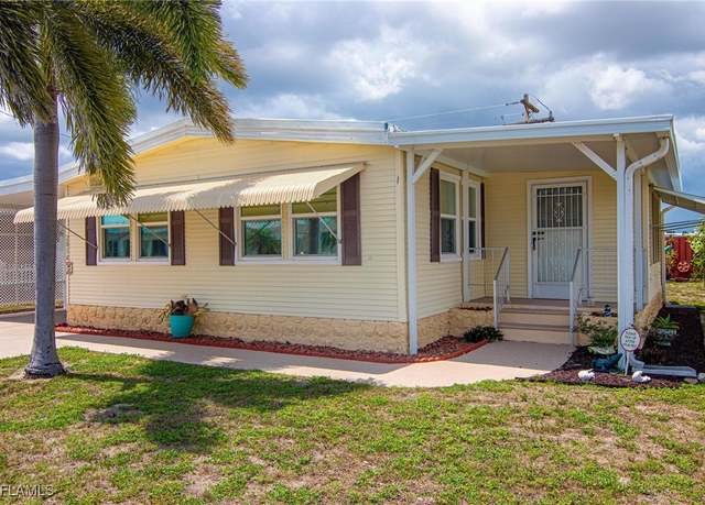Property at 2814 Indianwood Dr, North Fort Myers, FL 33917, 2 beds, 2 baths