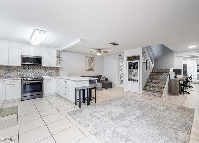 Property at 5590 Woodrose Ct #1, Fort Myers, FL 33907, 3 beds, 2.5 baths