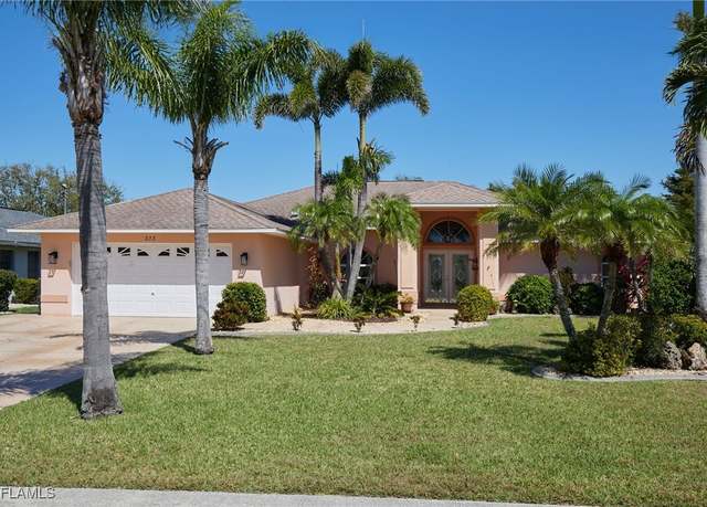 Property at 233 SW 44th Ter, Cape Coral, FL 33914, 4 beds, 2.5 baths