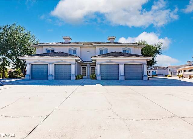Property at 732 Victoria Dr #2, Cape Coral, FL 33904, 2 beds, 2.5 baths