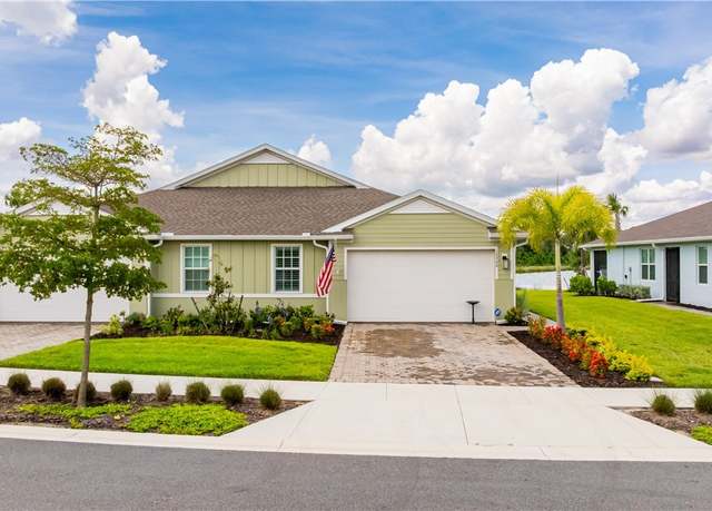 Property at 16900 Caracara Pl, Punta Gorda, FL 33982, 2 beds, 2 baths