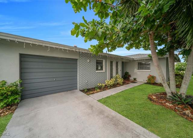 Property at 1119 SE 37th St, Cape Coral, FL 33904, 2 beds, 2 baths