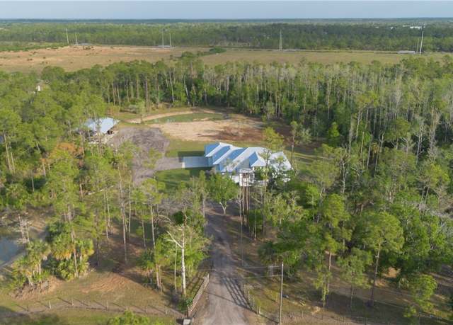 Property at 19401 Witts End, Alva, FL 33920, 3 beds, 3.5 baths