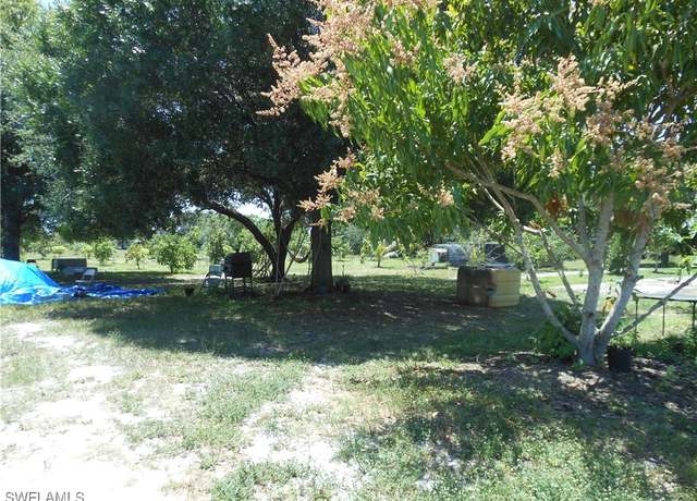 Property at 1280 Bonneville St, Labelle, FL 33935