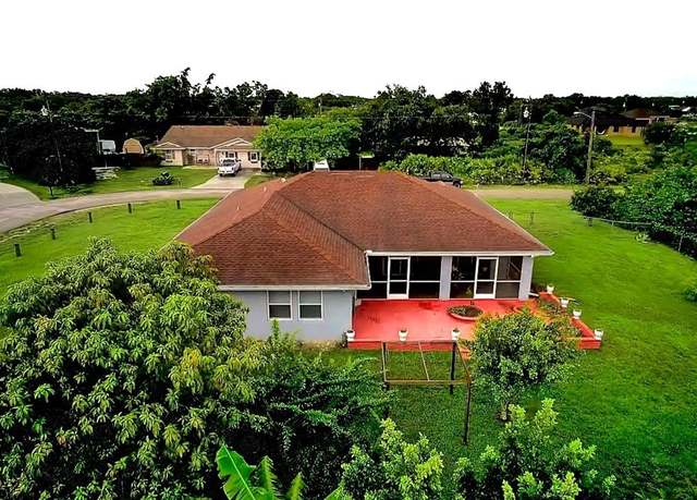 Property at 902 Susan Ave N, Lehigh Acres, FL 33971, 3 beds, 2 baths