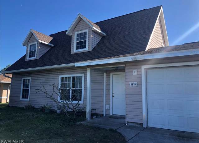 Property at 3819 5th St SW, Lehigh Acres, FL 33976, 3 beds, 2 baths