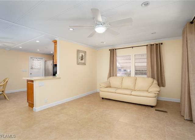 Property at 4 Lake Diane Dr, Naples, FL 34114, 2 beds, 2 baths