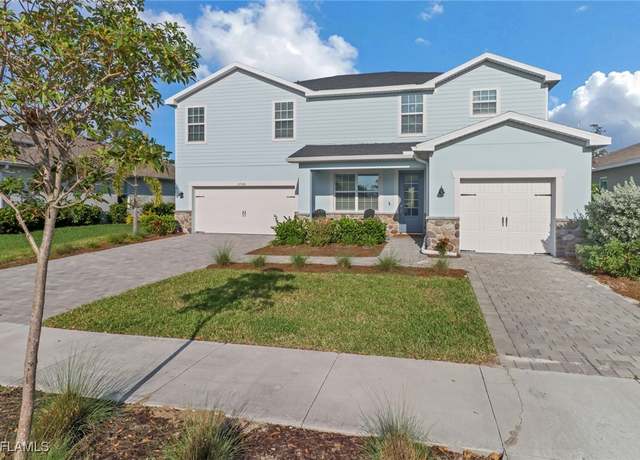 Property at 17338 Palmetto Pass Ln, Punta Gorda, FL 33982, 6 beds, 4.5 baths