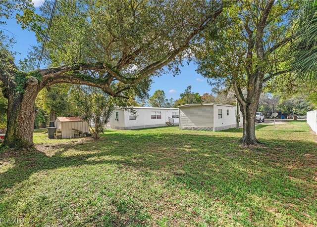 Property at 4085-4095-4095 Palm Ln, Fort Myers, FL 33905, 7 beds, 4 baths