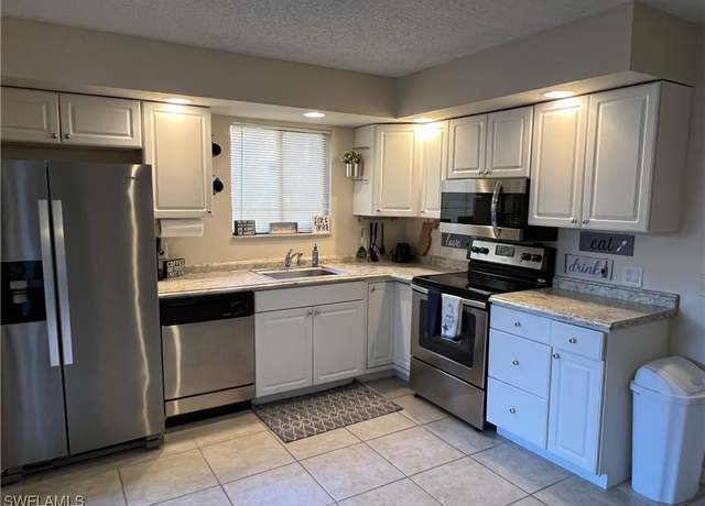 Property at 5248 Cedarbend Dr #2, Fort Myers, FL 33919, 3 beds, 2.5 baths