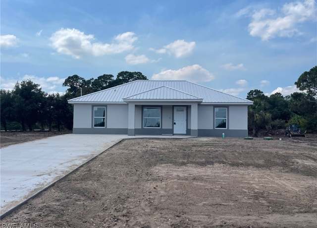 Property at 103 Concord Loop, Labelle, FL 33935, 3 beds, 2 baths