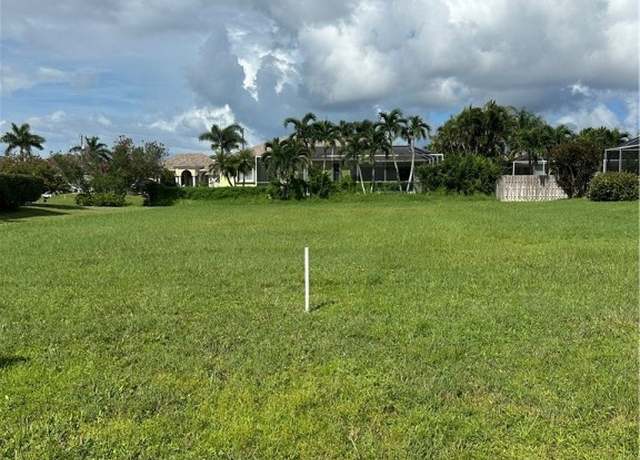 Property at 4512 SW 22nd Ave, Cape Coral, FL 33914