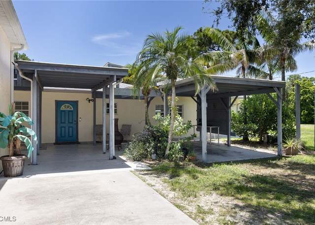 Property at 4301 Pine Rd, Fort Myers, FL 33908, 2 beds, 2 baths