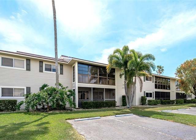 Property at 8101 S Woods Cir #1, Fort Myers, FL 33919, 3 beds, 2 baths