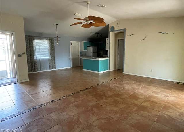 Property at 4022 SW 8th Pl, Cape Coral, FL 33914, 3 beds, 2 baths