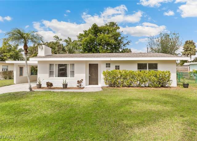 Property at 1223 Hopedale Dr, Fort Myers, FL 33919, 2 beds, 2 baths