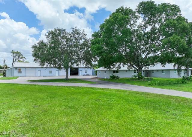 Property at 6261 Greenbriar Farms Rd, Fort Myers, FL 33905, 4 beds, 2 baths