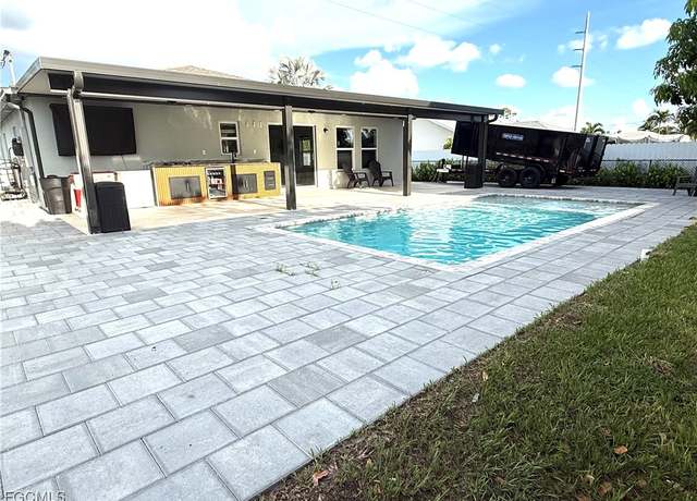 Property at 814 Santa Barbara Blvd, Cape Coral, FL 33991, 3 beds, 2 baths