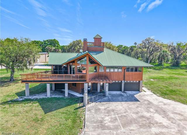 Property at 7301 Hunters Point Rd, Immokalee, FL 34142, 4 beds, 4 baths