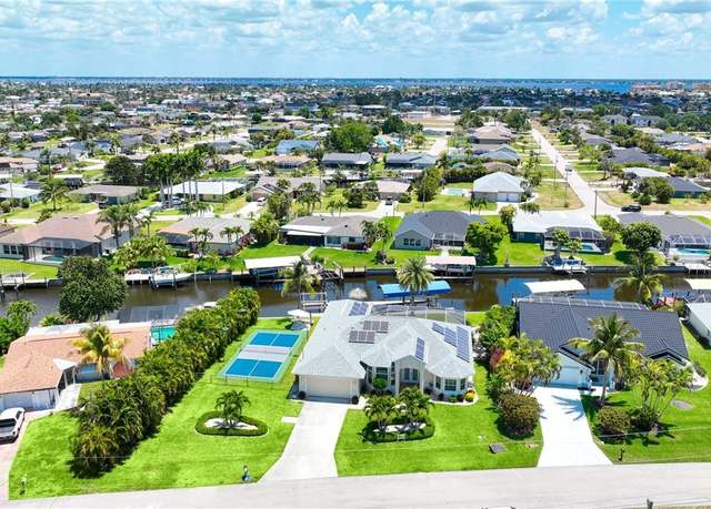 Property at 3823 SE 12th Pl, Cape Coral, FL 33904, 3 beds, 2 baths