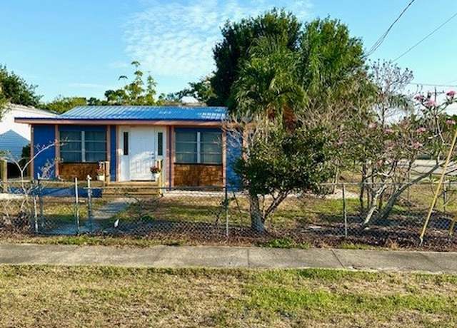 Property at 261 Redlin St, North Fort Myers, FL 33903, 2 beds, 1 bath