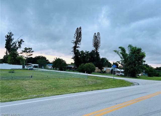 Property at 8415 Suncoast Dr, North Fort Myers, FL 33917