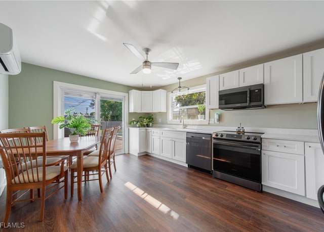Property at 3574 Seminole Ave, Fort Myers, FL 33916, 2 beds, 2 baths