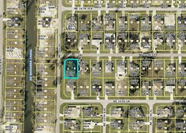 Property at 914 NE 36th St, Cape Coral, FL 33909