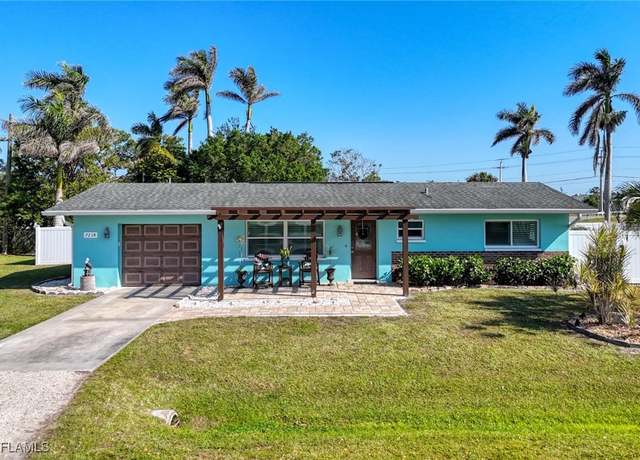 Property at 7238 Emily Dr, Fort Myers, FL 33908, 2 beds, 1.5 baths