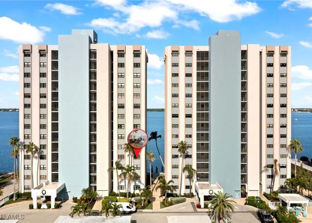 Property at 1925 Clifford St #403, Fort Myers, FL 33901, 3 beds, 2 baths